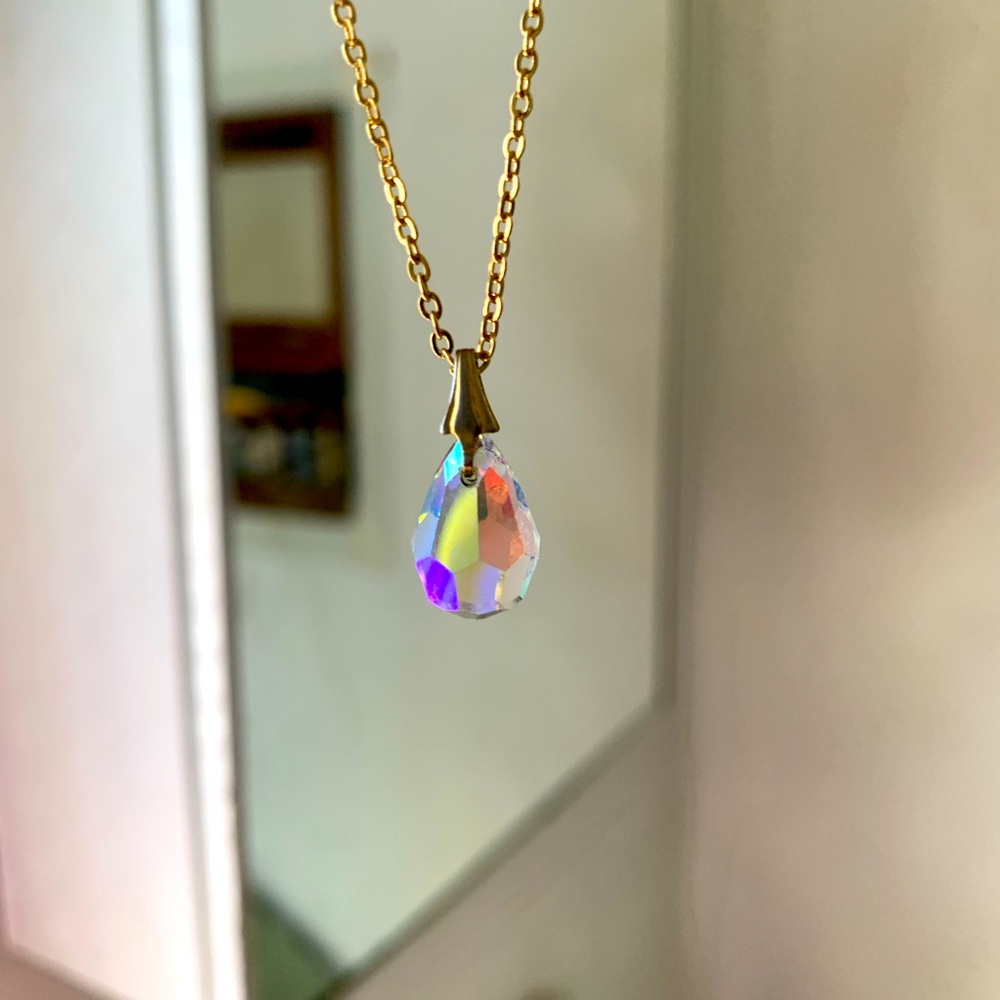 Vintage GoldFill Chain with Stunning Light Catcher Iridescent Crystal Pendant.
